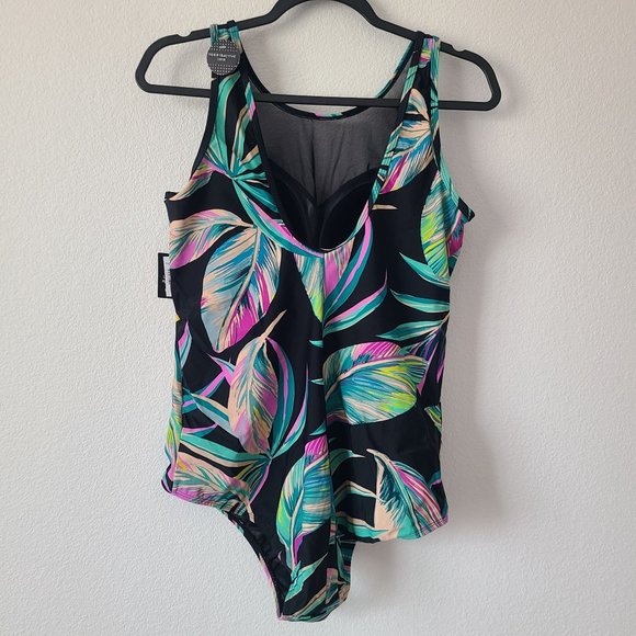 Torrid Active Wireless Mesh High Neck One Piece Swimsuit Plus Size 4X Le… - Picture 2 of 11